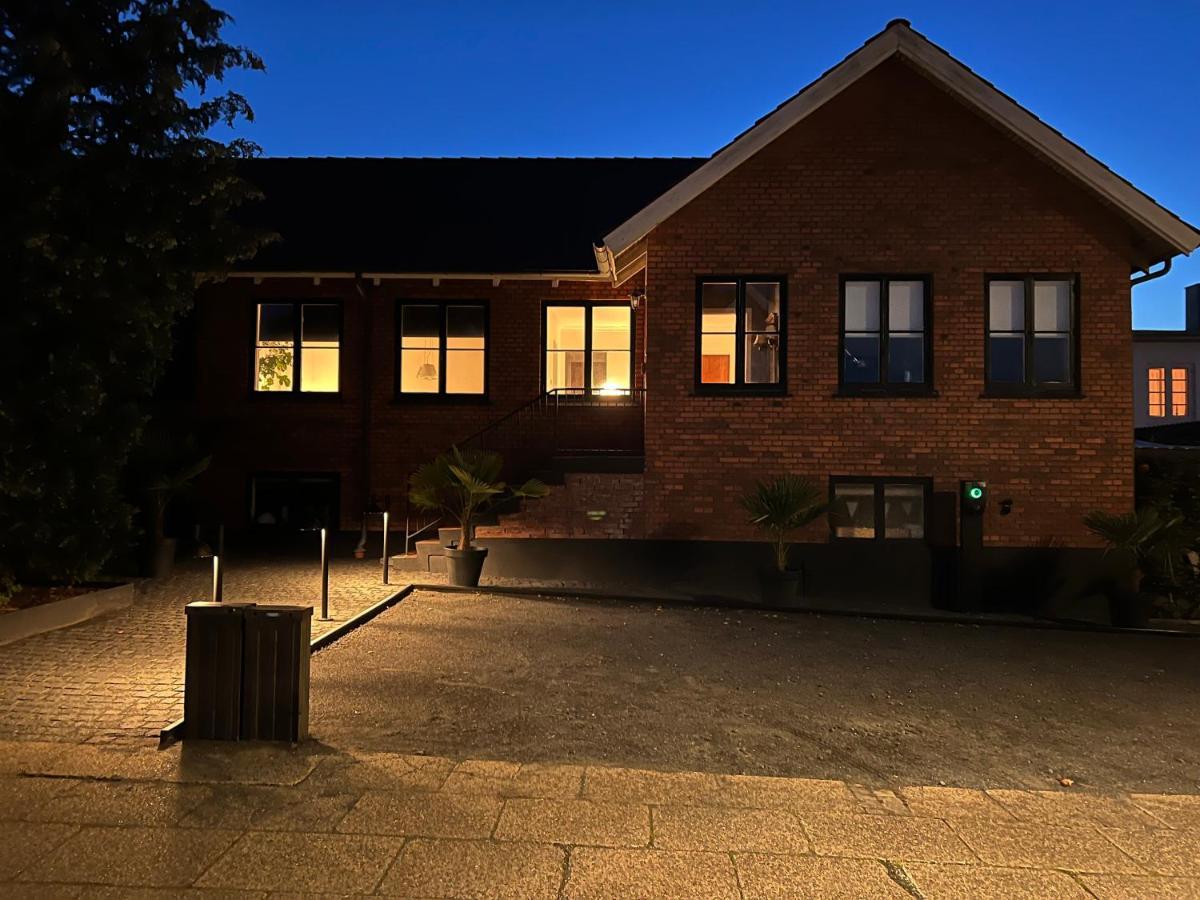 Unik Bnb Midt I Byen Herning Exterior photo
